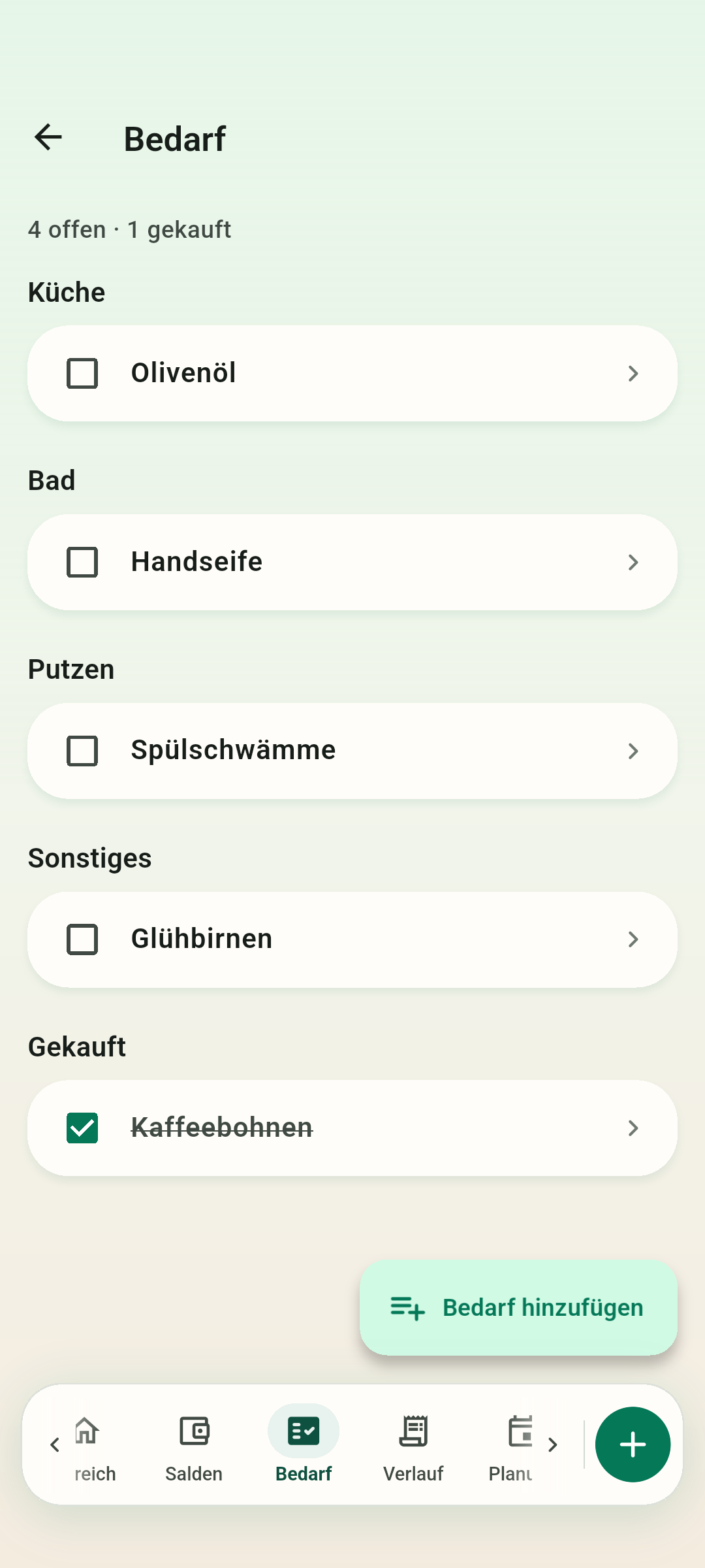 Die gemeinsame Liste — Küche, Bad, Reinigung, Sonstiges — wer es kauft, hakt es für alle ab.
